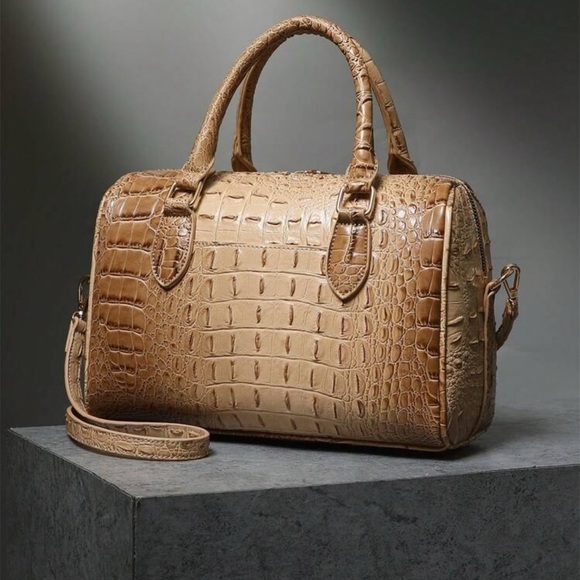 Elegant Tan Crocodile-Embossed Satchel​ - Picture 5 of 7